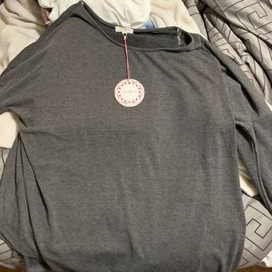 Grey long sleeved shirt